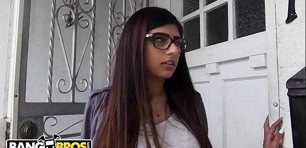  BANGBROS - Mia Khalifa Compilation Video Enjoy!